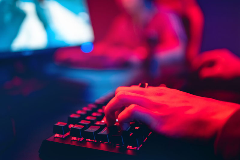 Rodzaje przełączników w klawiaturach mechanicznych - kompletny przewodnik po switchach